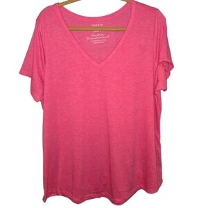 Torrid Size 2 Classic Fit Pink V-neck T-shirt